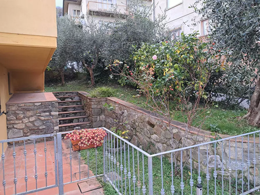 Immagine 58 di Casa indipendente in vendita  a Massarosa