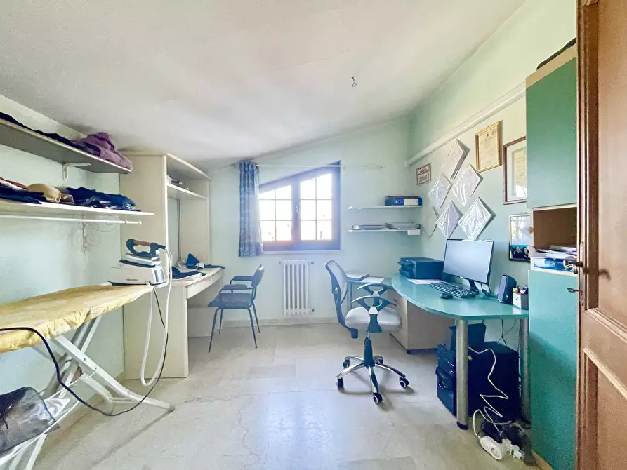 Immagine 53 di Villa in vendita  a Pietrasanta