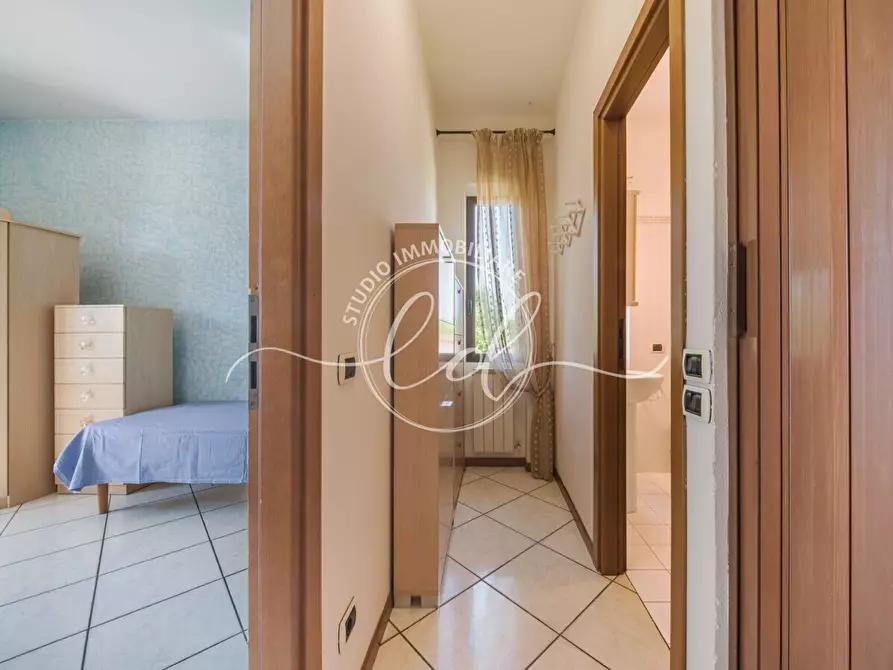 Immagine 9 di Quadrilocale in vendita  a Pietrasanta