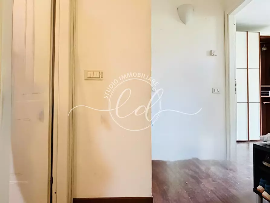 Immagine 31 di Villetta a schiera in vendita  a Pietrasanta