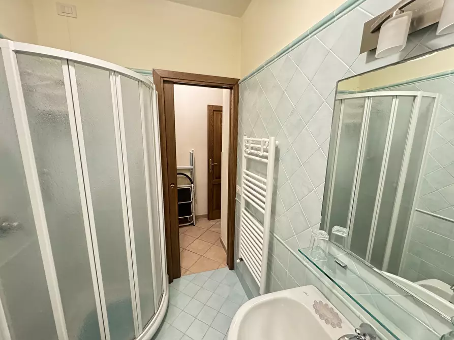 Immagine 28 di Casa indipendente in affitto  a Pietrasanta