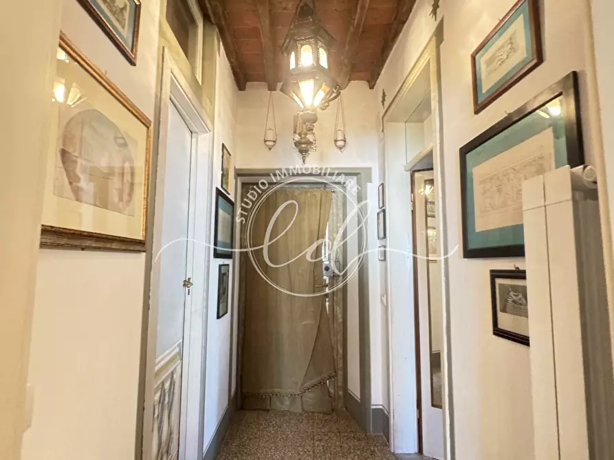 Immagine 6 di Trilocale in affitto  a Pietrasanta