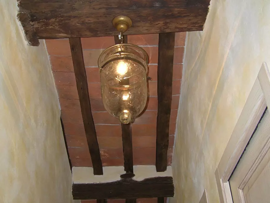 Immagine 7 di Porzione di casa in vendita  a Seravezza