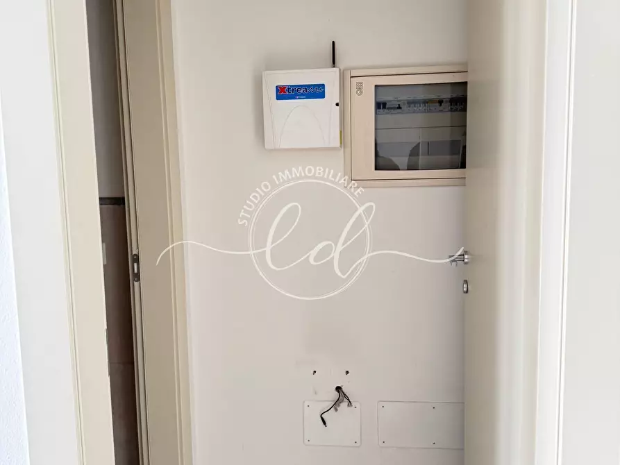 Immagine 8 di Capannone industriale in vendita  a Seravezza