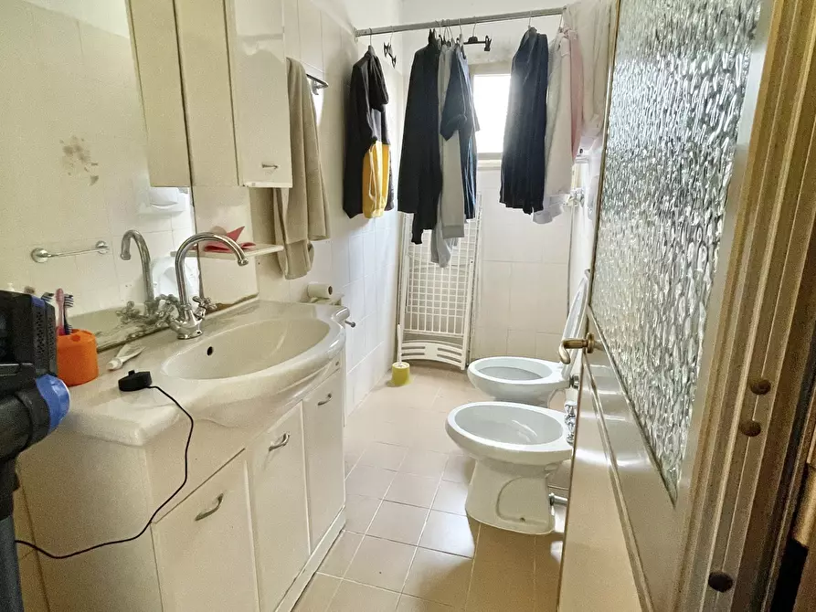 Immagine 17 di Casa indipendente in vendita  a Pietrasanta