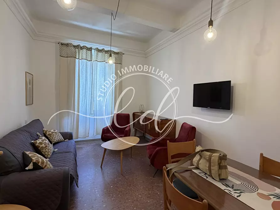 Immagine 4 di Trilocale in affitto  a Pietrasanta