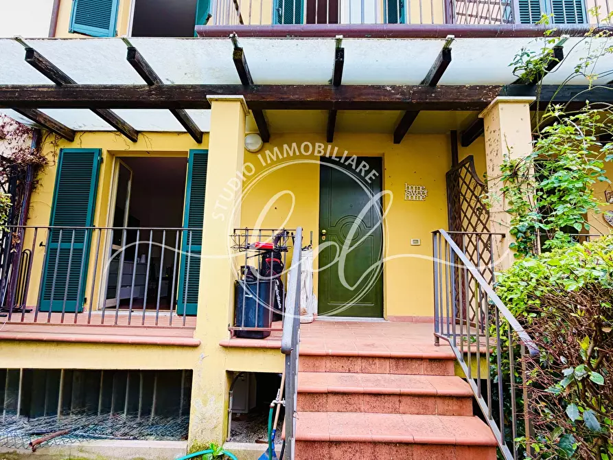 Immagine 10 di Villetta a schiera in vendita  a Pietrasanta