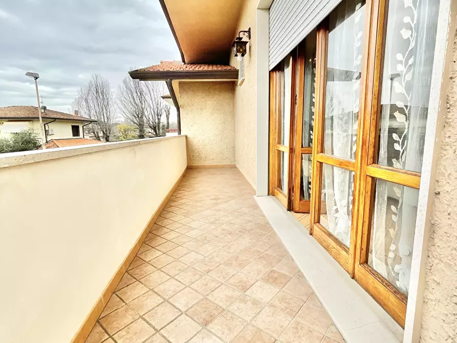 Immagine 26 di Casa indipendente in affitto  a Pietrasanta