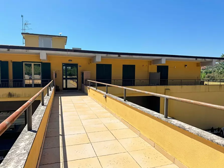 Immagine 12 di Ufficio in vendita  in Via Pescara a Veroli
