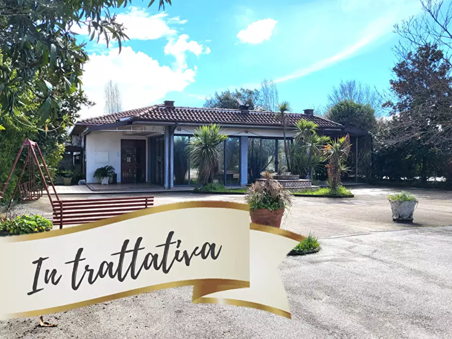 Immagine 1 di Locale commerciale in vendita  in Via Stazione a Ferentino