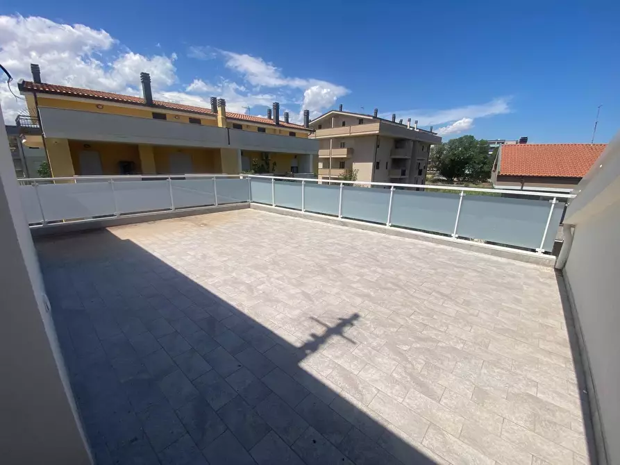 Immagine 33 di Villa in vendita  in Via Ugo Foscolo 37 a Montesilvano