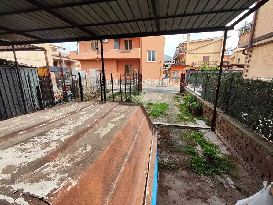 Immagine 23 di Trilocale in vendita  in Via Luigi Settembrini 6 a Guidonia Montecelio