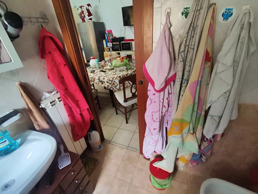 Immagine 19 di Trilocale in vendita  in Via Daniele Manin 3 a Guidonia Montecelio