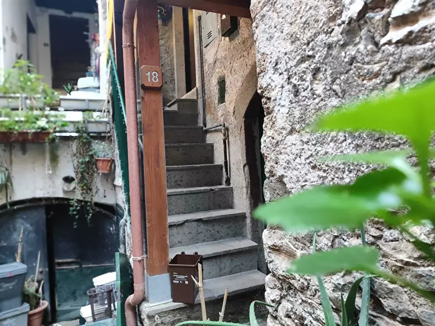 Immagine 2 di Bilocale in vendita  in va delle mura a Castel Madama