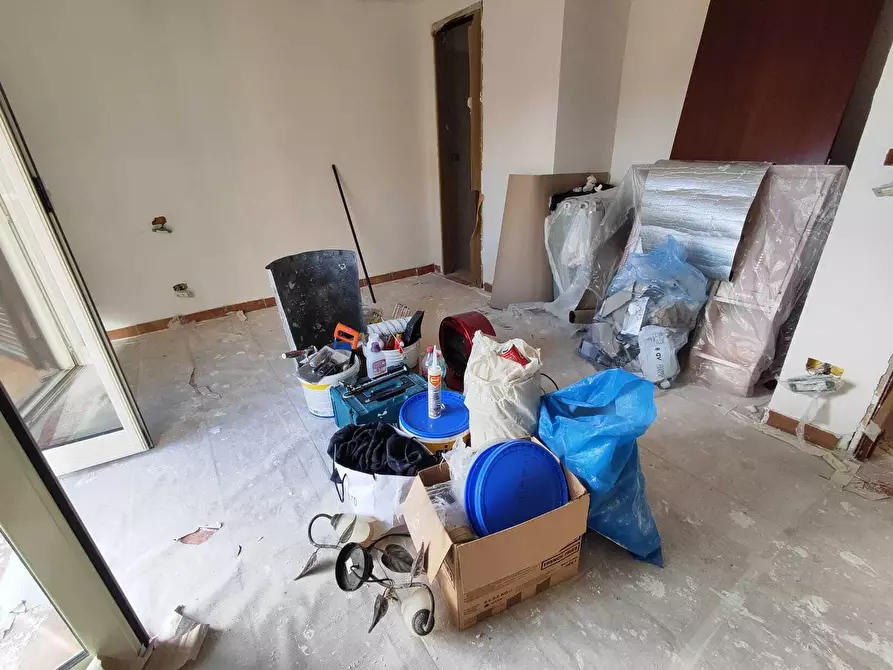 Immagine 21 di Trilocale in vendita  in via giuseppe garibaldi 25 a Guidonia Montecelio