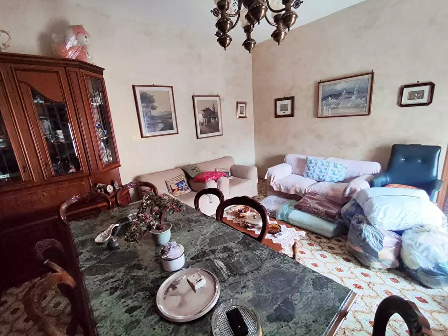 Immagine 8 di Trilocale in vendita  in Via Luigi Settembrini 6 a Guidonia Montecelio