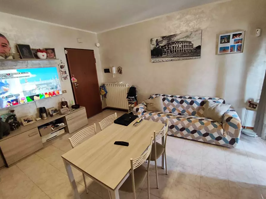 Immagine 9 di Trilocale in vendita  in Via Ottaviano a Guidonia Montecelio