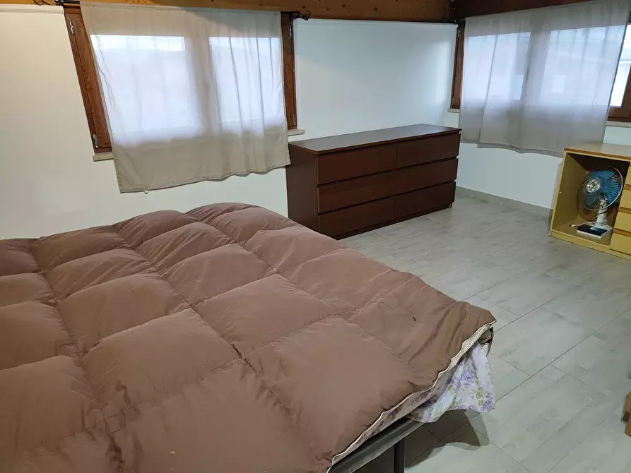 Immagine 26 di Trilocale in vendita  in Via Nicola Ricciotti 50 a Guidonia Montecelio