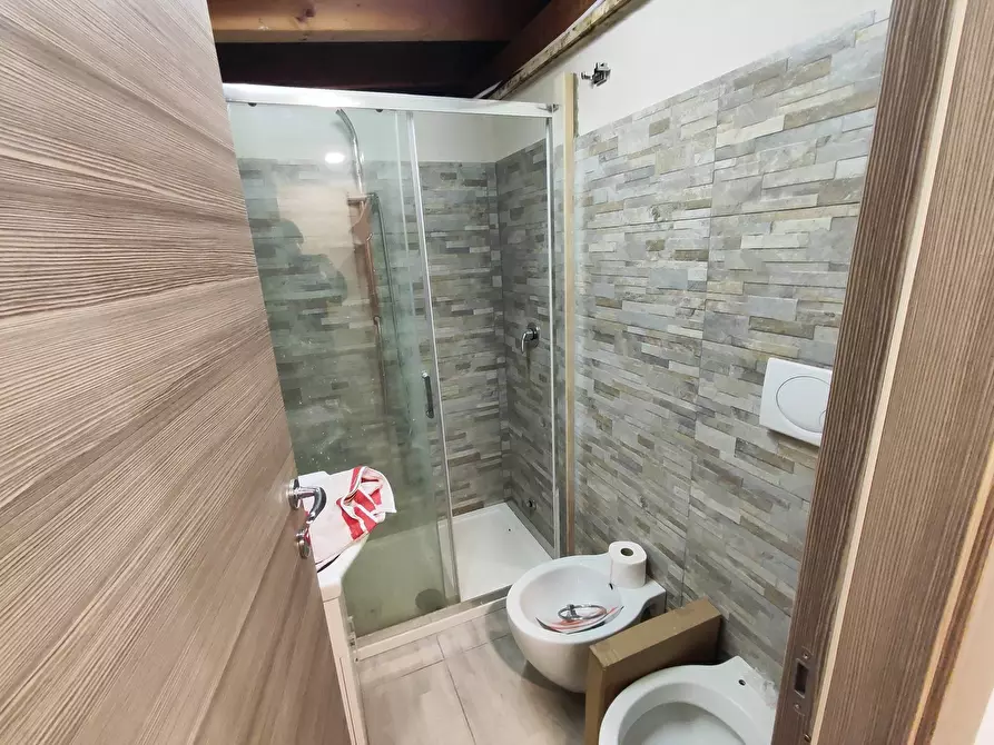 Immagine 30 di Trilocale in vendita  in Via Nicola Ricciotti 50 a Guidonia Montecelio