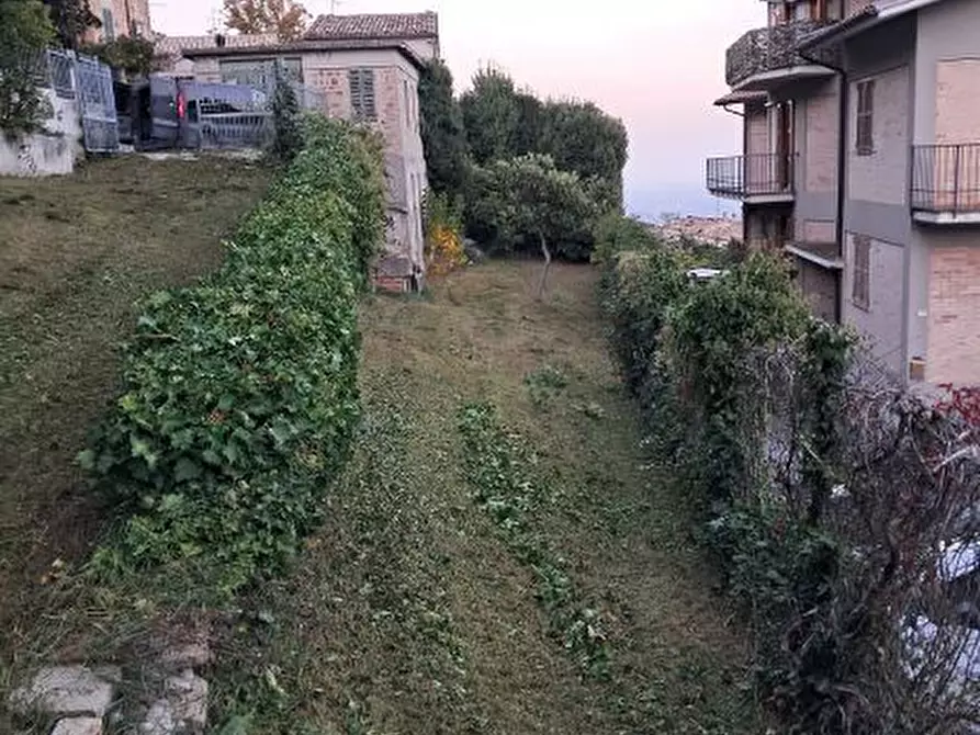Immagine 25 di Palazzo in vendita  in Via Mattia Capponi 46 a Cupramontana