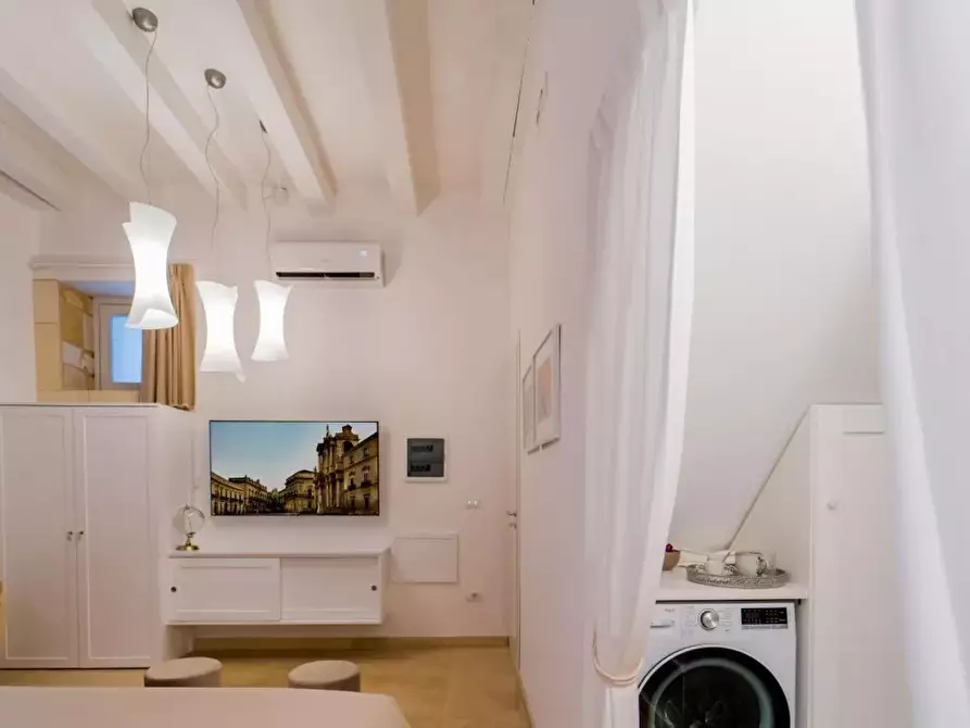 Immagine 6 di Trilocale in vendita  in Via delle Grazie 14 a Siracusa