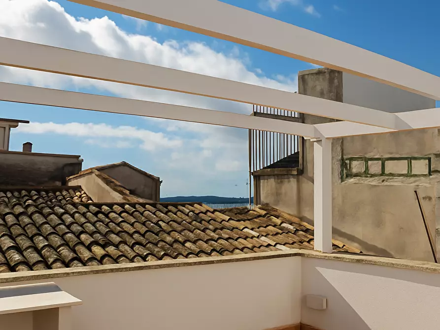 Immagine 10 di Appartamento in vendita  in VIA DEI CANDELAI 44 a Siracusa