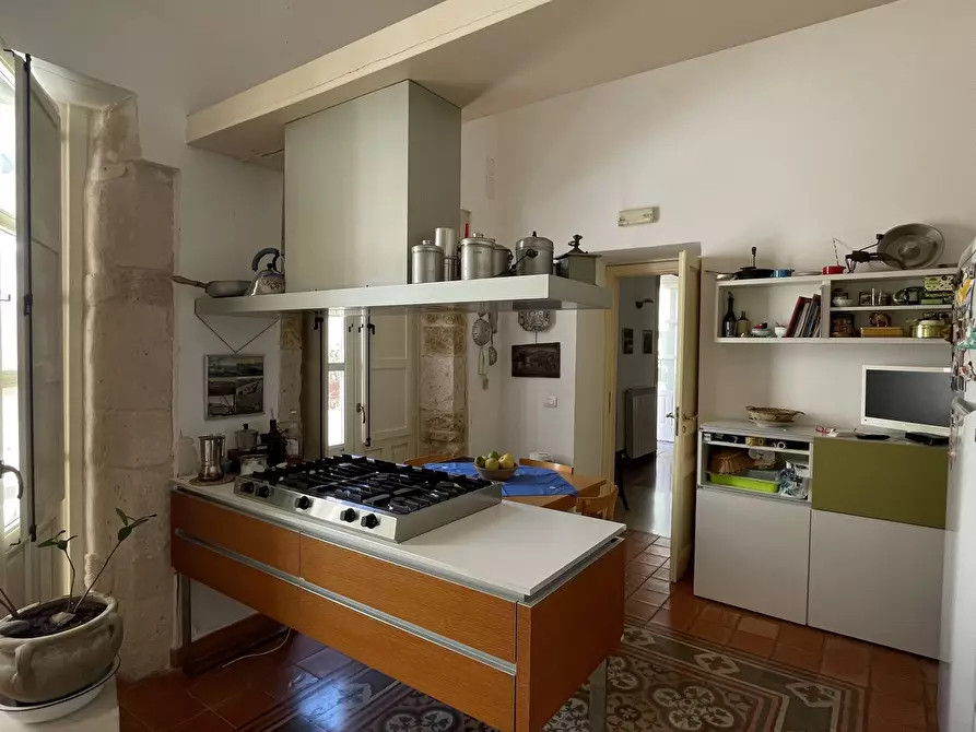 Immagine 11 di Quadrilocale in vendita  in VIA DELLA MAESTRANZA 72 a Siracusa