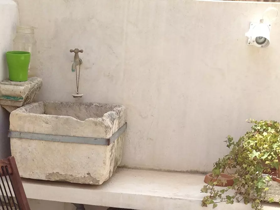 Immagine 29 di Appartamento in vendita  in VICOLO DELL'OLIVO a Siracusa