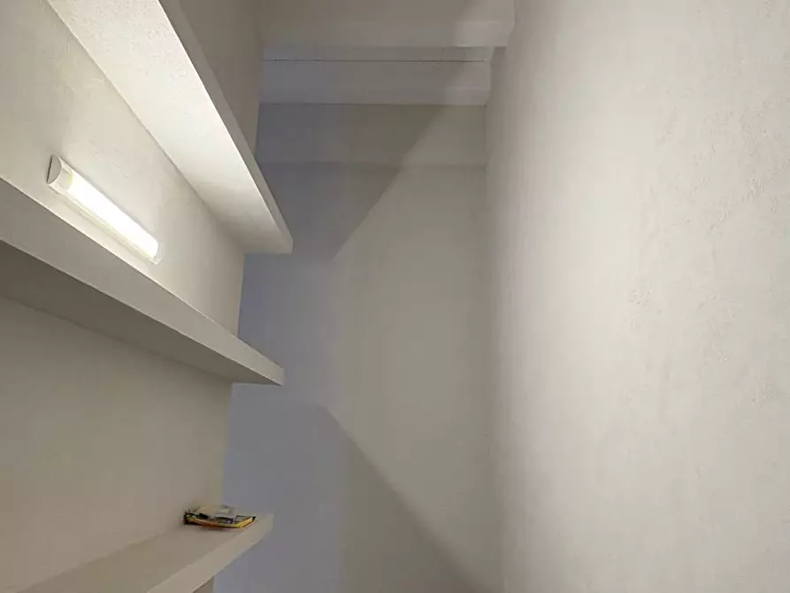 Immagine 17 di Quadrilocale in vendita  in Via delle Grazie a Siracusa