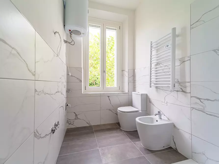 Immagine 9 di Monolocale in vendita  in Via Oreste Grassi 35 a Parma