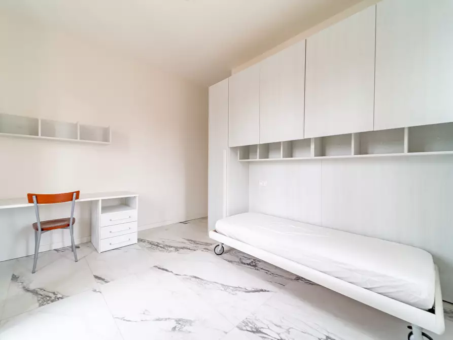 Immagine 17 di Quadrilocale in affitto  in Piazzale Tomaso Barbieri 1 a Parma