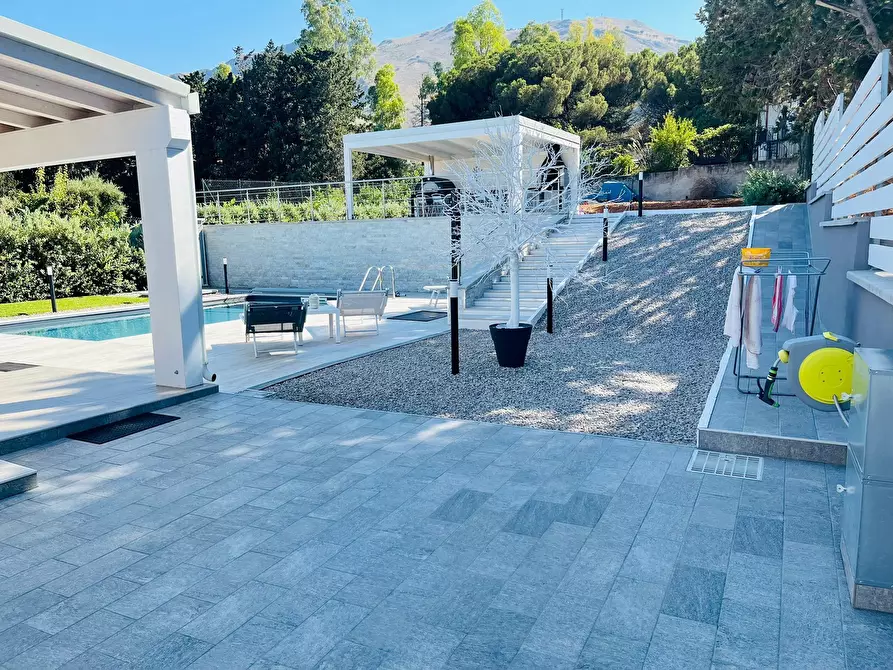 Immagine 31 di Casa semindipendente in vendita  a Altavilla Milicia