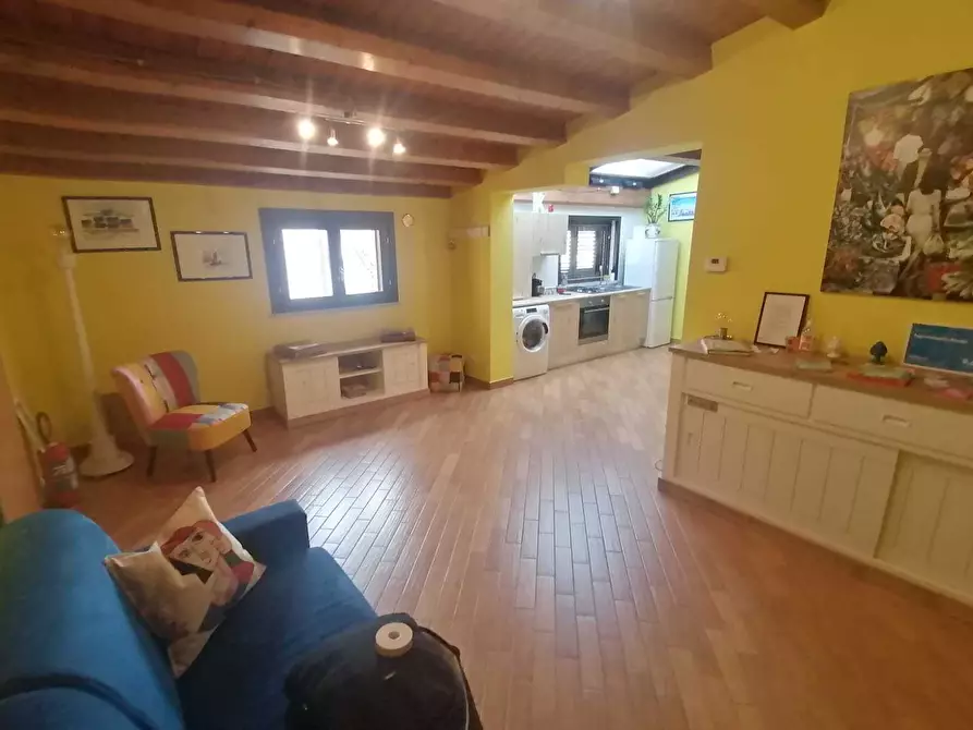 Immagine 18 di Trilocale in vendita  a Palermo