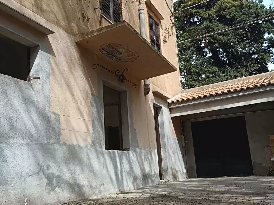 Immagine 2 di Villa in vendita  a Valderice