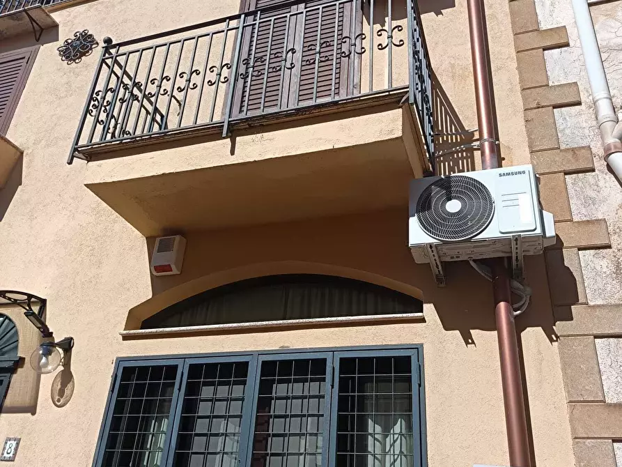 Immagine 28 di Porzione di casa in vendita  a Balestrate