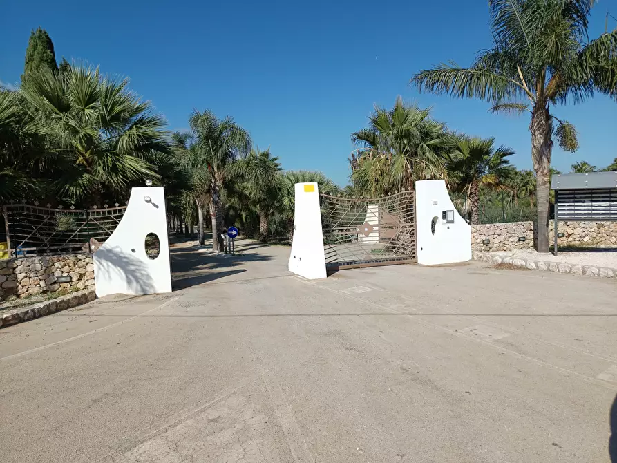 Immagine 71 di Villetta a schiera in vendita  a Castellammare Del Golfo