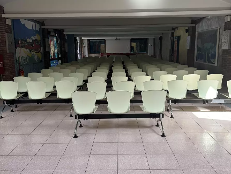 Immagine 23 di Bar / Ristorante in vendita  in Piazza Caduti, 4 a Sant'angelo Lodigiano