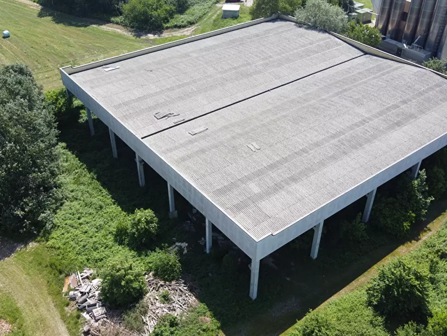 Immagine 3 di Capannone industriale in vendita  in Via Marco Polo a Pieve Fissiraga