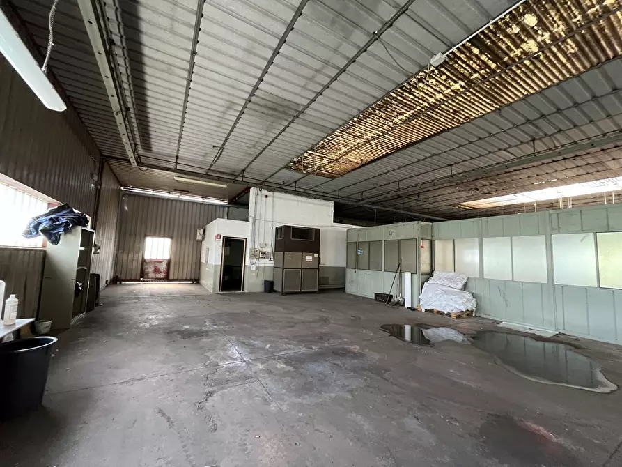 Immagine 9 di Capannone industriale in vendita  in Via Tortona 21 a Vigevano