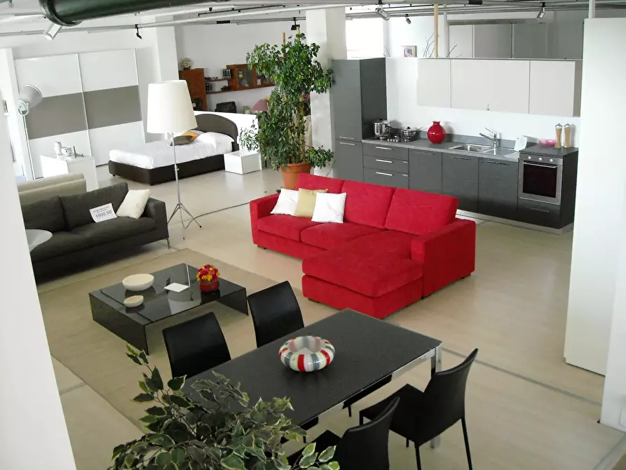 Immagine 7 di Ufficio in vendita  in VIA emilia 7 a Casalpusterlengo
