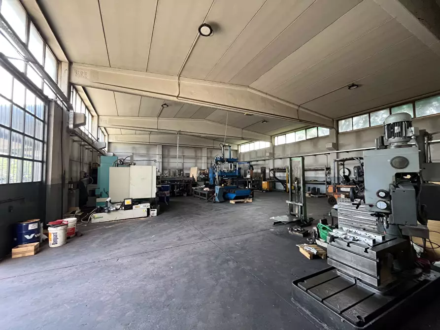 Immagine 17 di Capannone industriale in vendita  in Via Sandro pertini 9 a Miradolo Terme