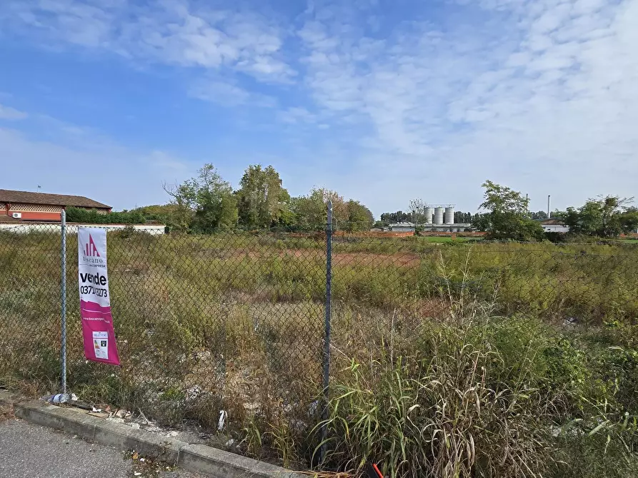 Immagine 13 di Terreno industriale in vendita  in via Toscana a Cornegliano Laudense