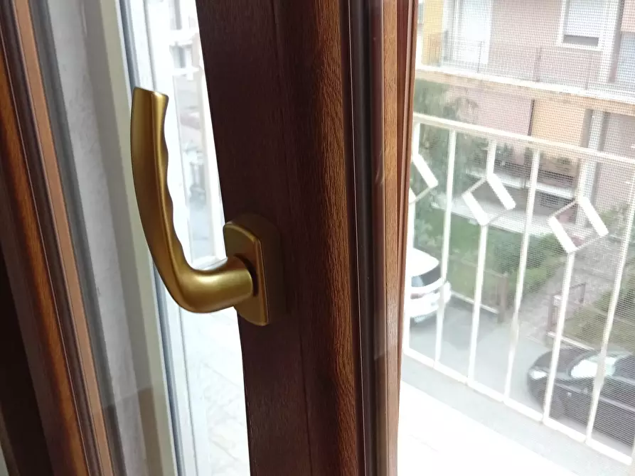 Immagine 10 di Quadrilocale in vendita  in VIA DON. P. MARCHESELLI 20 a Casalmaggiore