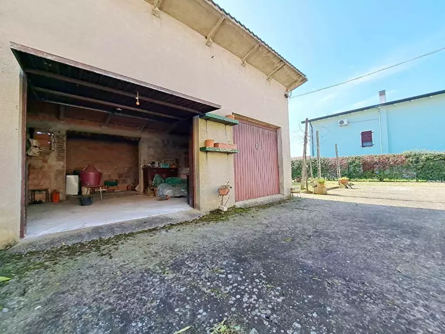 Immagine 14 di Porzione di casa in vendita  a Rovigo