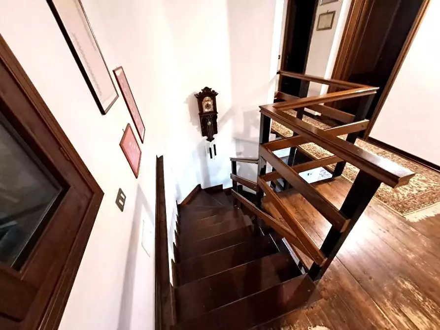 Immagine 10 di Porzione di casa in vendita  a Rovigo