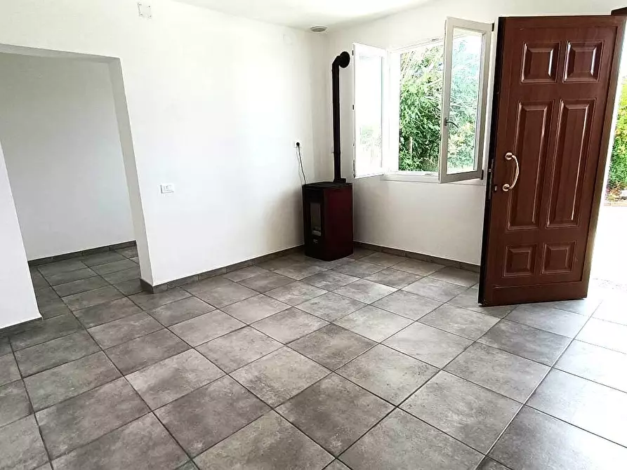 Immagine 12 di Rustico / casale in vendita  a Polesella