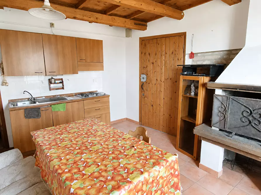 Immagine 3 di Rustico / casale in vendita  a Pincara