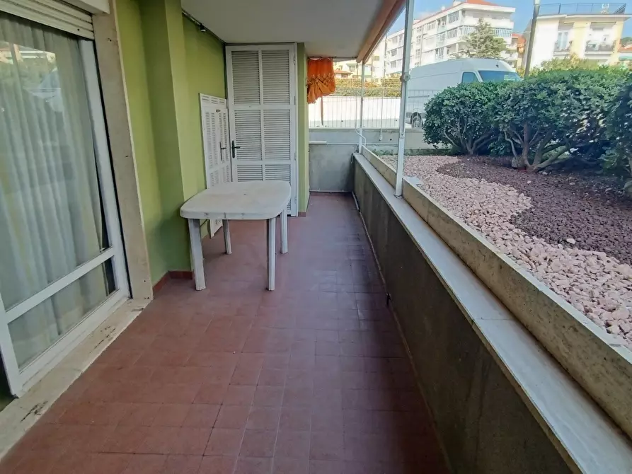 Immagine 4 di Monolocale in vendita  a San Remo
