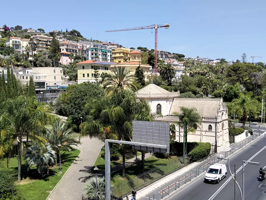 Immagine 10 di Pentalocale in vendita  in Corso Felice Cavallotti 14 a San Remo