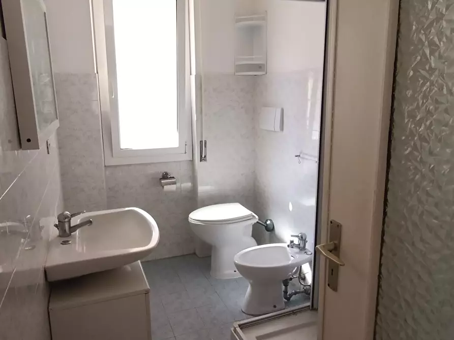 Immagine 14 di Bilocale in vendita  a San Remo